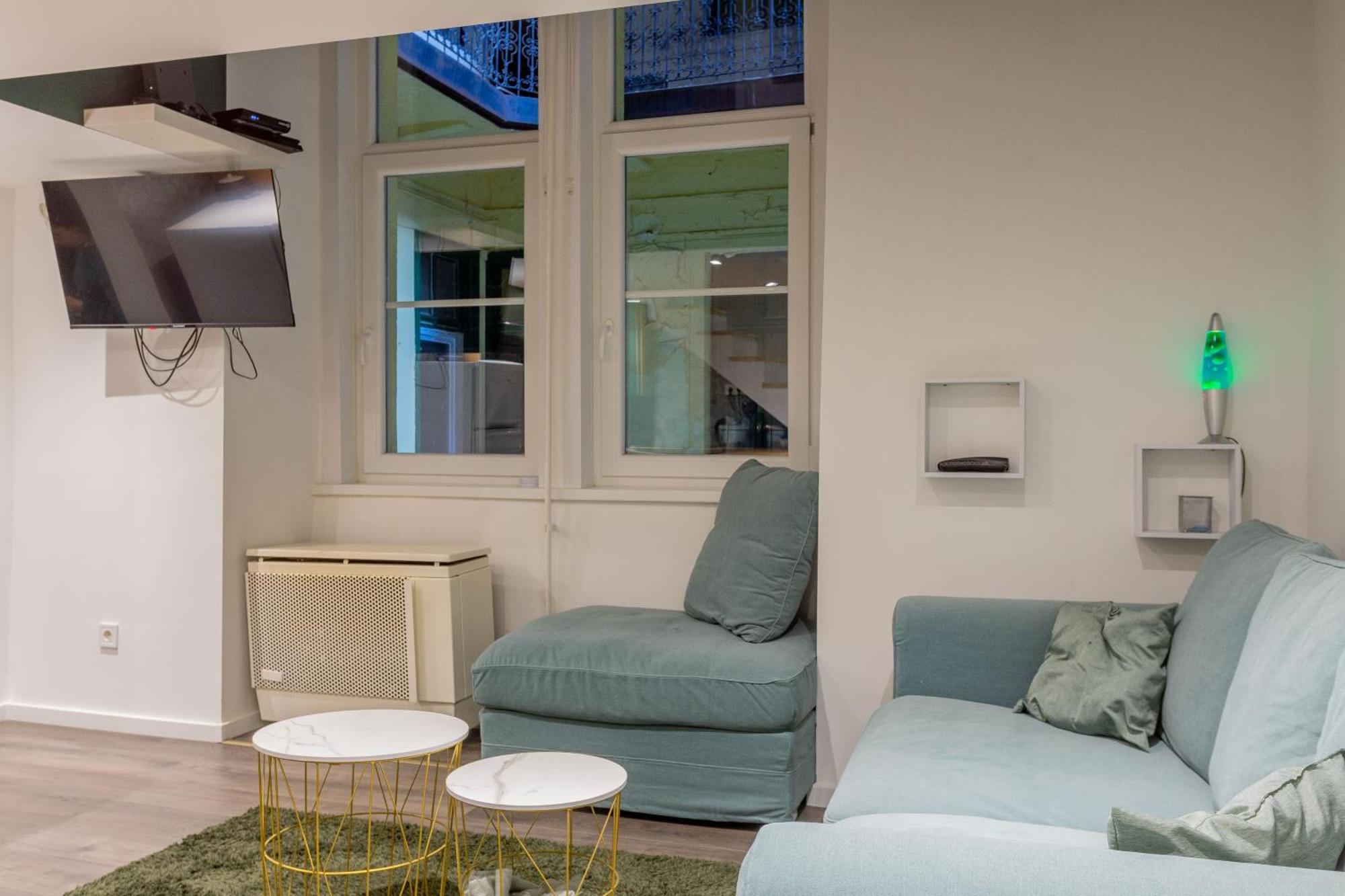 Full Equipment Designed Apartment In The Heart Of Budapest For 4 People Luaran gambar
