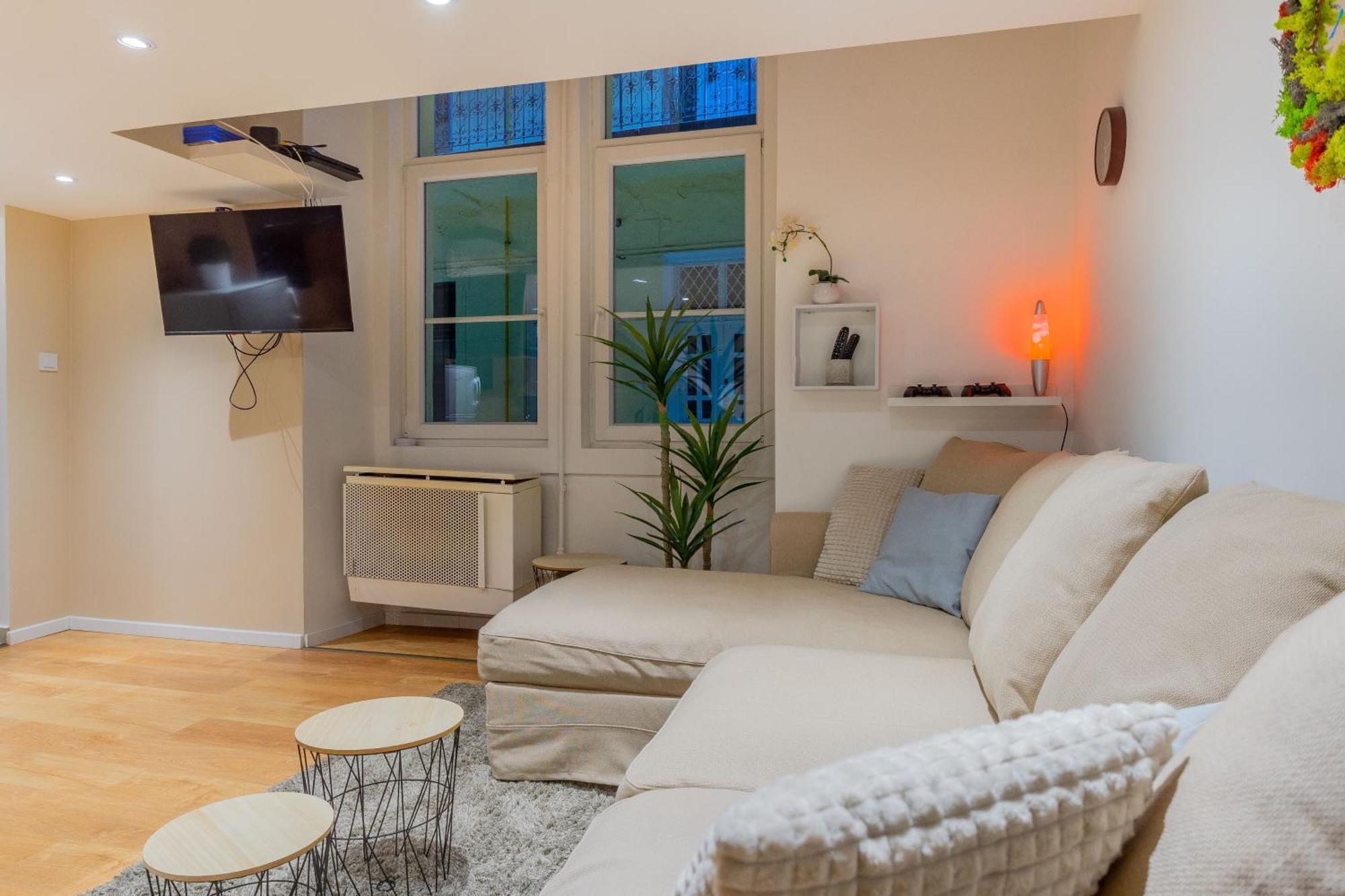 Full Equipment Designed Apartment In The Heart Of Budapest For 4 People Luaran gambar